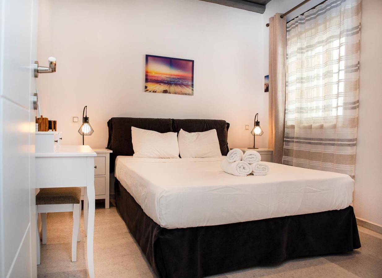 Caper-2 Bedroom Traditional Home With Amazing View 나오우사 외부 사진