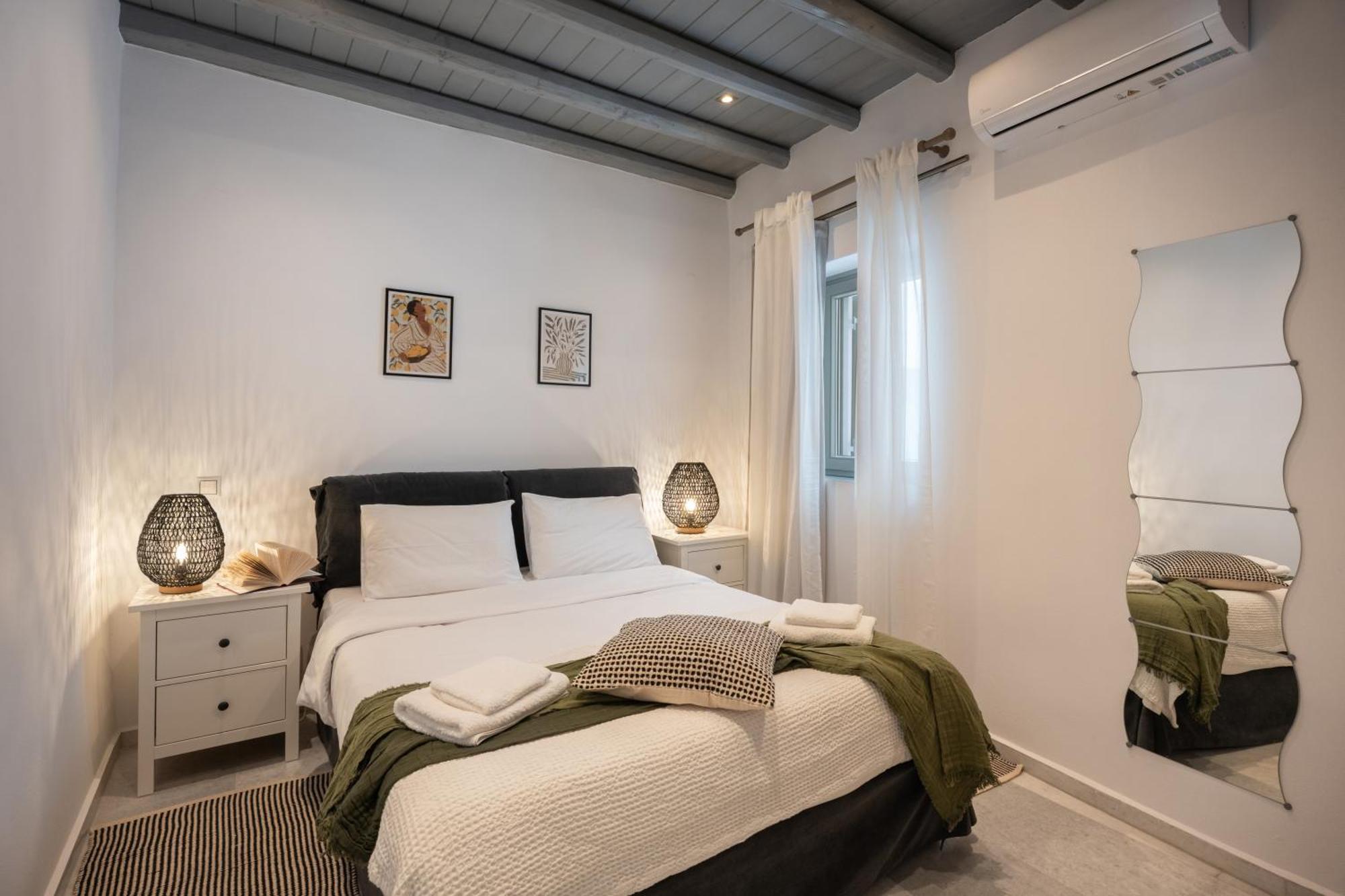 Caper-2 Bedroom Traditional Home With Amazing View 나오우사 외부 사진