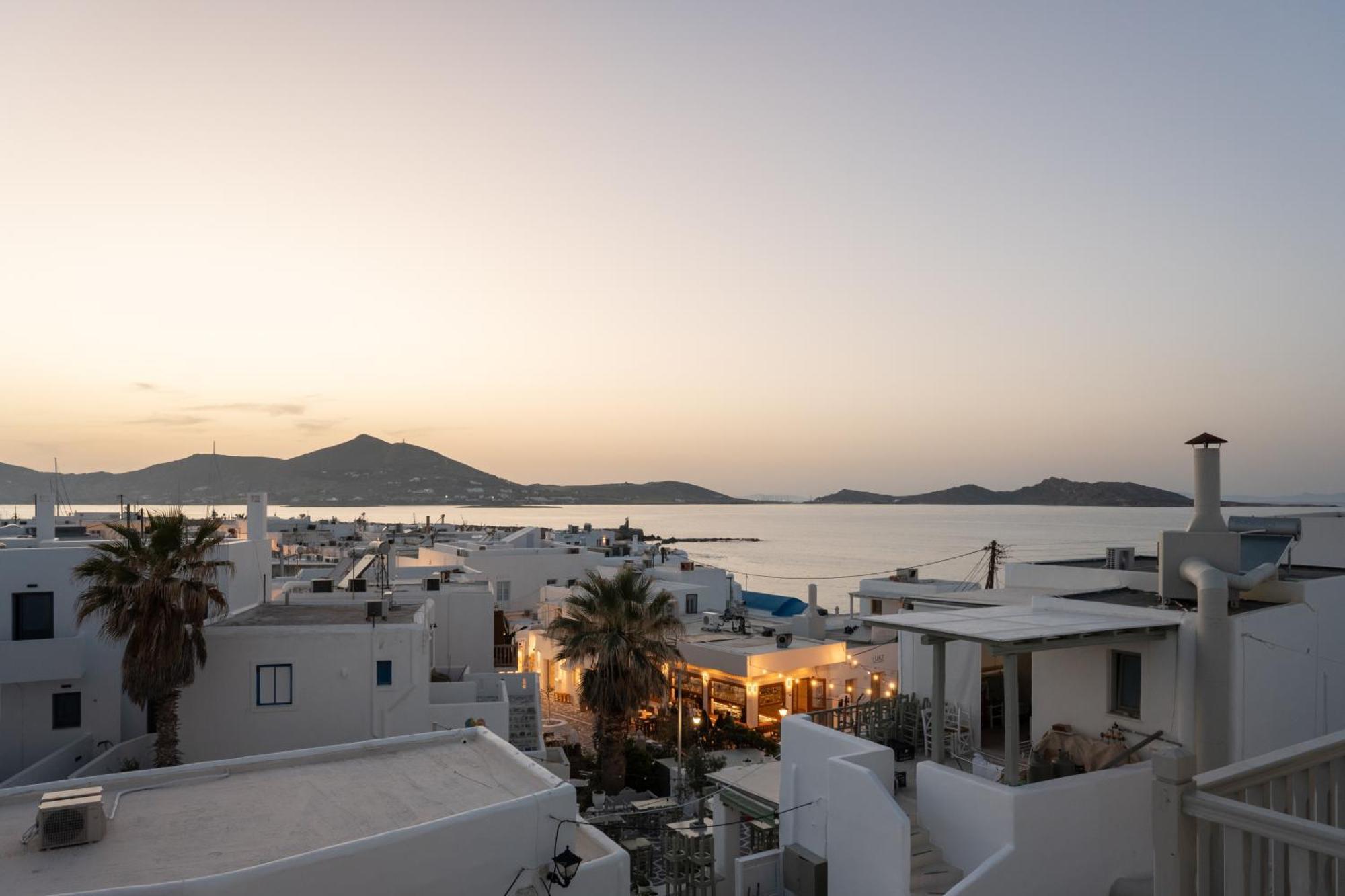 Caper-2 Bedroom Traditional Home With Amazing View 나오우사 외부 사진