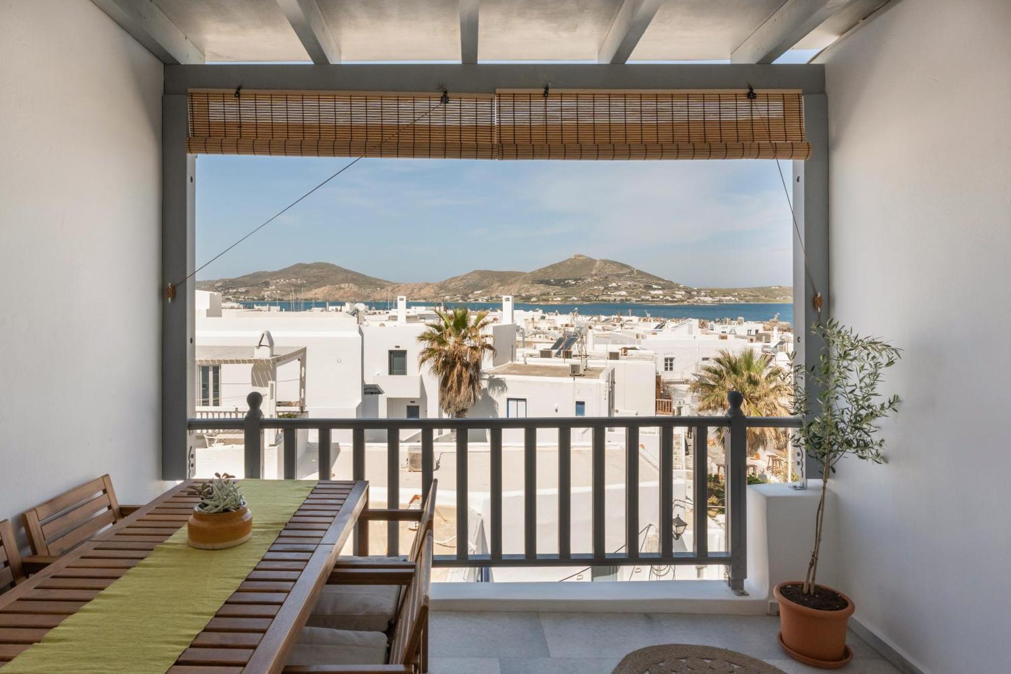 Caper-2 Bedroom Traditional Home With Amazing View 나오우사 외부 사진
