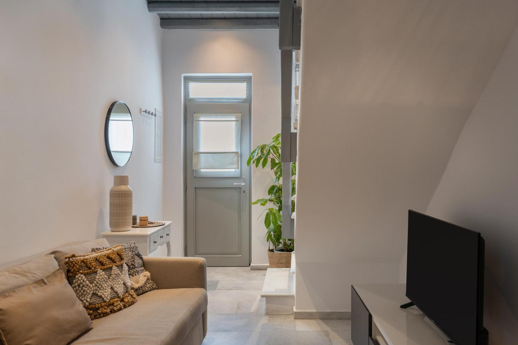 Caper-2 Bedroom Traditional Home With Amazing View 나오우사 외부 사진