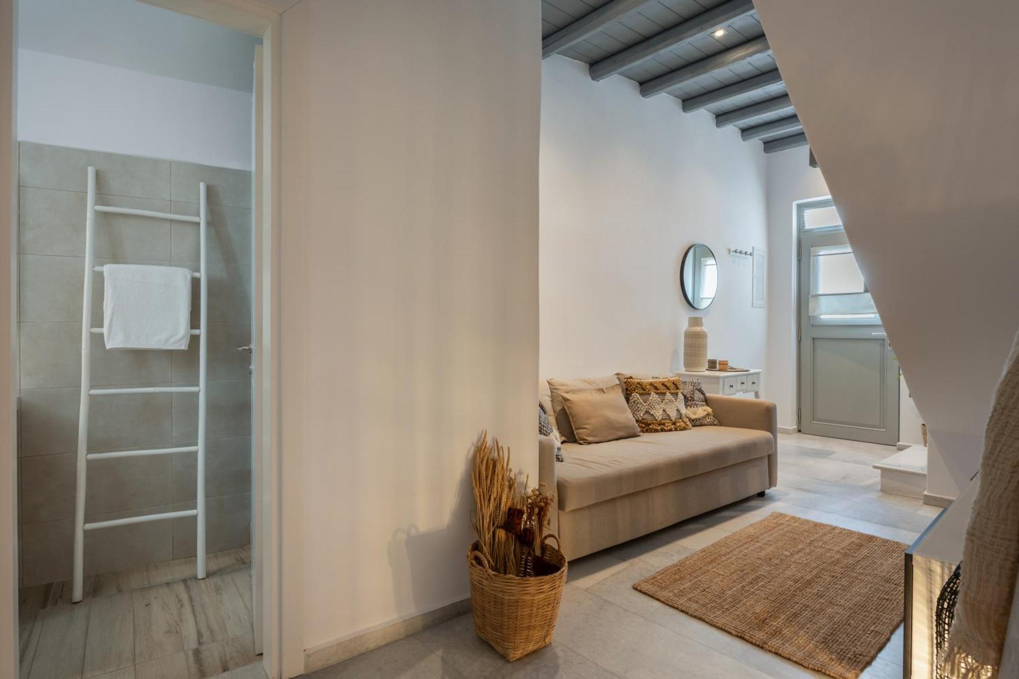 Caper-2 Bedroom Traditional Home With Amazing View 나오우사 외부 사진