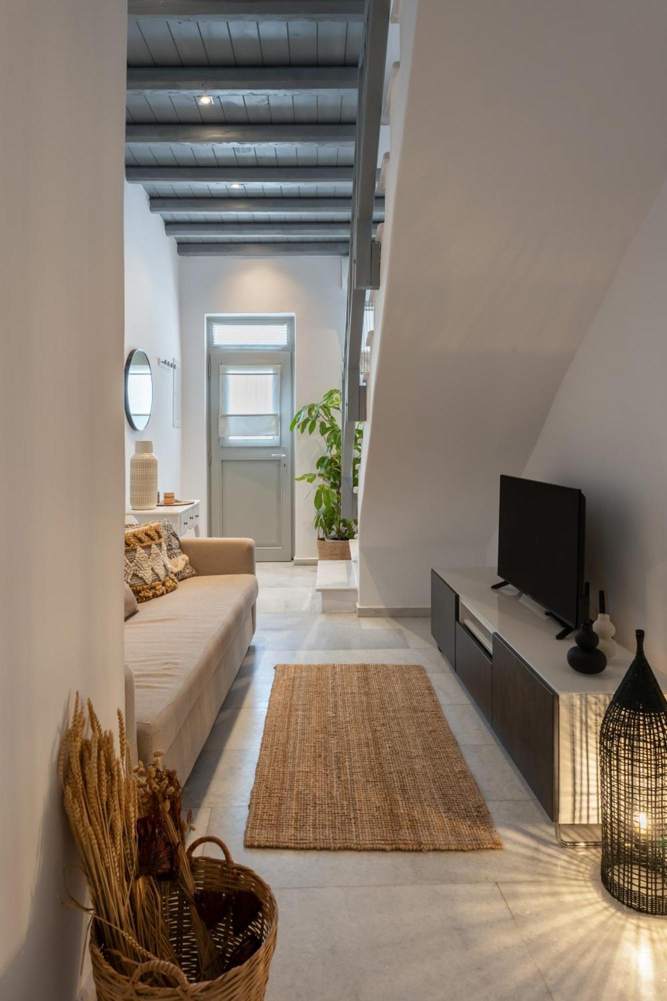 Caper-2 Bedroom Traditional Home With Amazing View 나오우사 외부 사진
